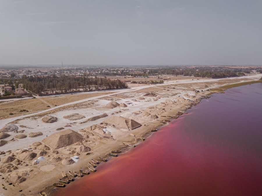 Quelles sont les activités touristiques proposées autour du lac rose au Sénégal ?